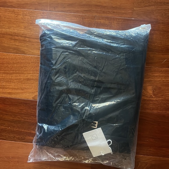 NEVER WORN STYLE ADDICT DION TROUSERS SIZE MED - Picture 3 of 4